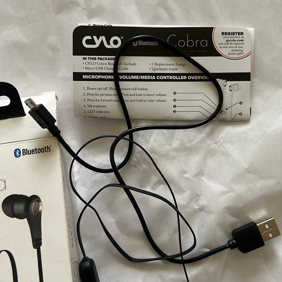 Cobra wireless earbuds Bluetooth version - Picture 4 of 4